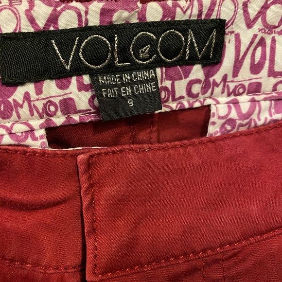 Volcom Women’s Sz 9 Shorts - Picture 2 of 4